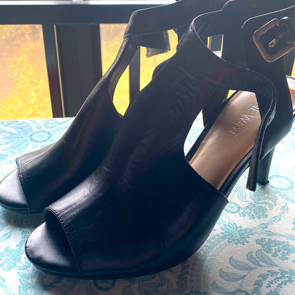 9 West Ladies Shoes Worn Once
